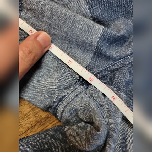 Volcom chambray shorts - Picture 9 of 12